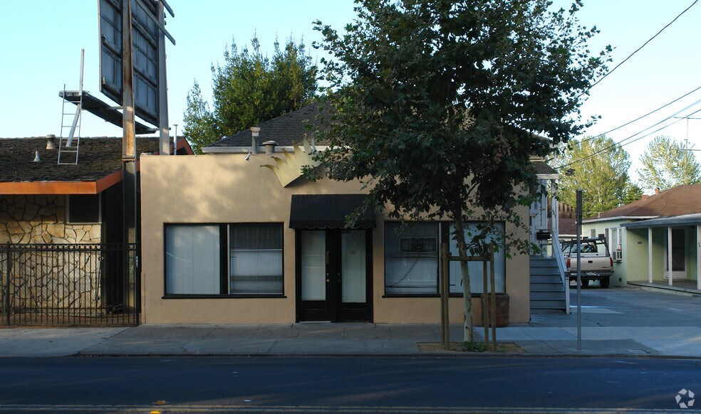 641-643 N 13th St, San Jose, CA à vendre - Photo de l’immeuble – Image 2 sur 3