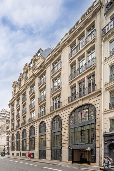 10 Boulevard Haussmann, Paris à louer - Photo de l’immeuble – Image 3 sur 18