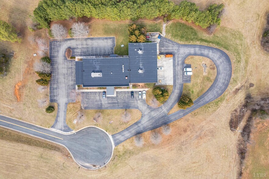 131 E Commerce St, Amherst, VA à louer - Aérien – Image 2 sur 4