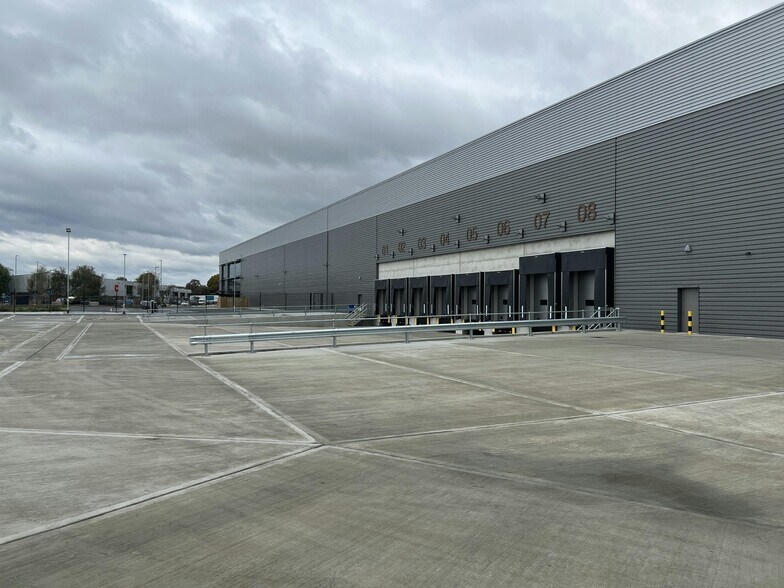 Walton Rd, Portsmouth à louer - Photo de l’immeuble – Image 2 sur 37