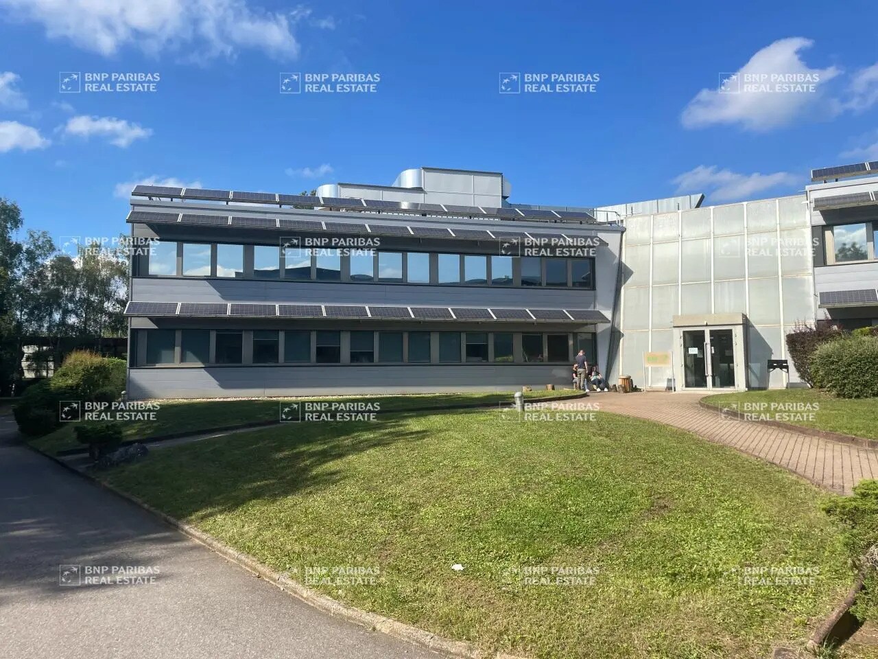 Bureau dans Vandoeuvre-les-Nancy à louer Photo principale– Image 1 sur 15