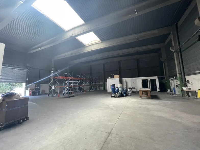 42 Avenue Du Progrès, Chassieu à louer - Photo de l’immeuble – Image 2 sur 26