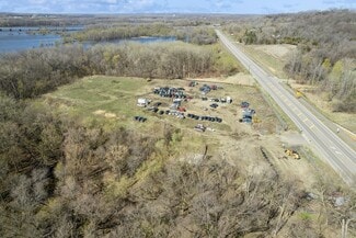 Plus de détails pour 285 Flying Cloud Dr, Chaska, MN - Terrain à vendre