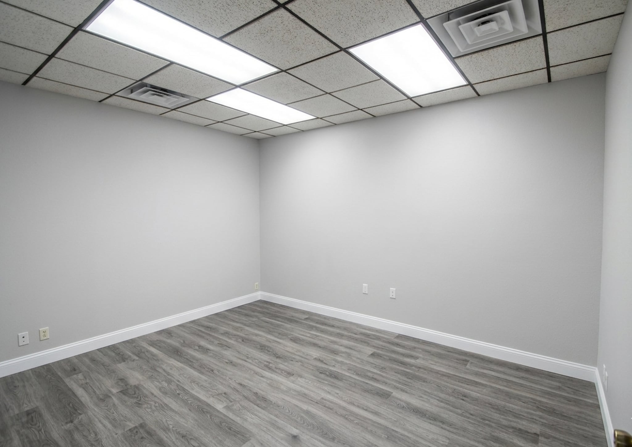 1455-1515 E Tropicana Ave, Las Vegas, NV à louer Photo intérieure– Image 1 sur 2