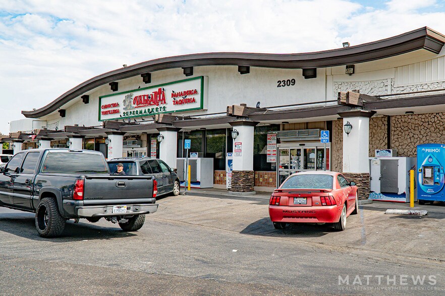 2309 Niles Pt, Bakersfield, CA à vendre - Photo de l’immeuble – Image 2 sur 5