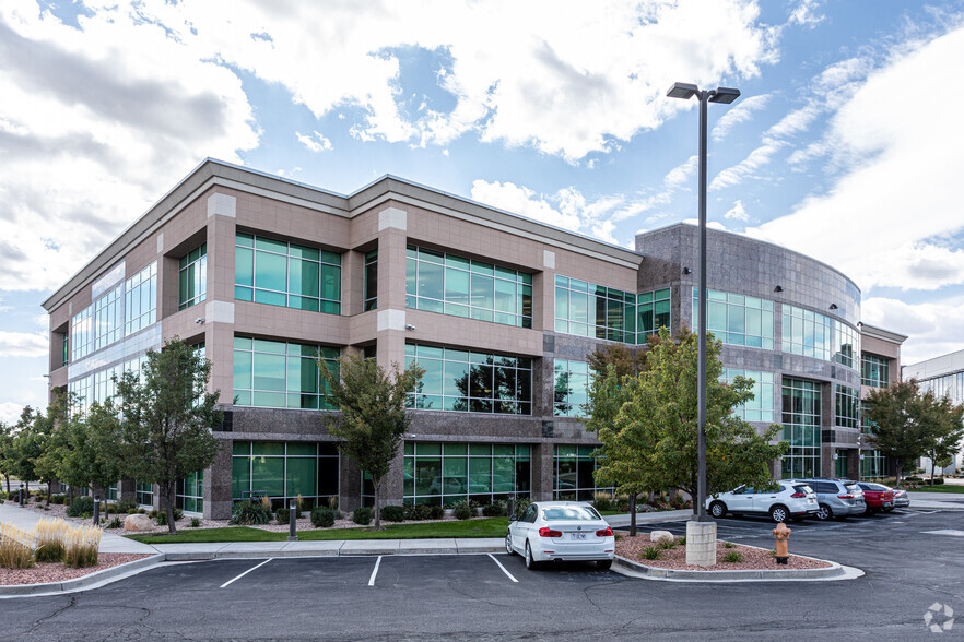 4625-4641 W Lake Park Blvd, Salt Lake City, UT à louer - Photo de l’immeuble – Image 2 sur 8
