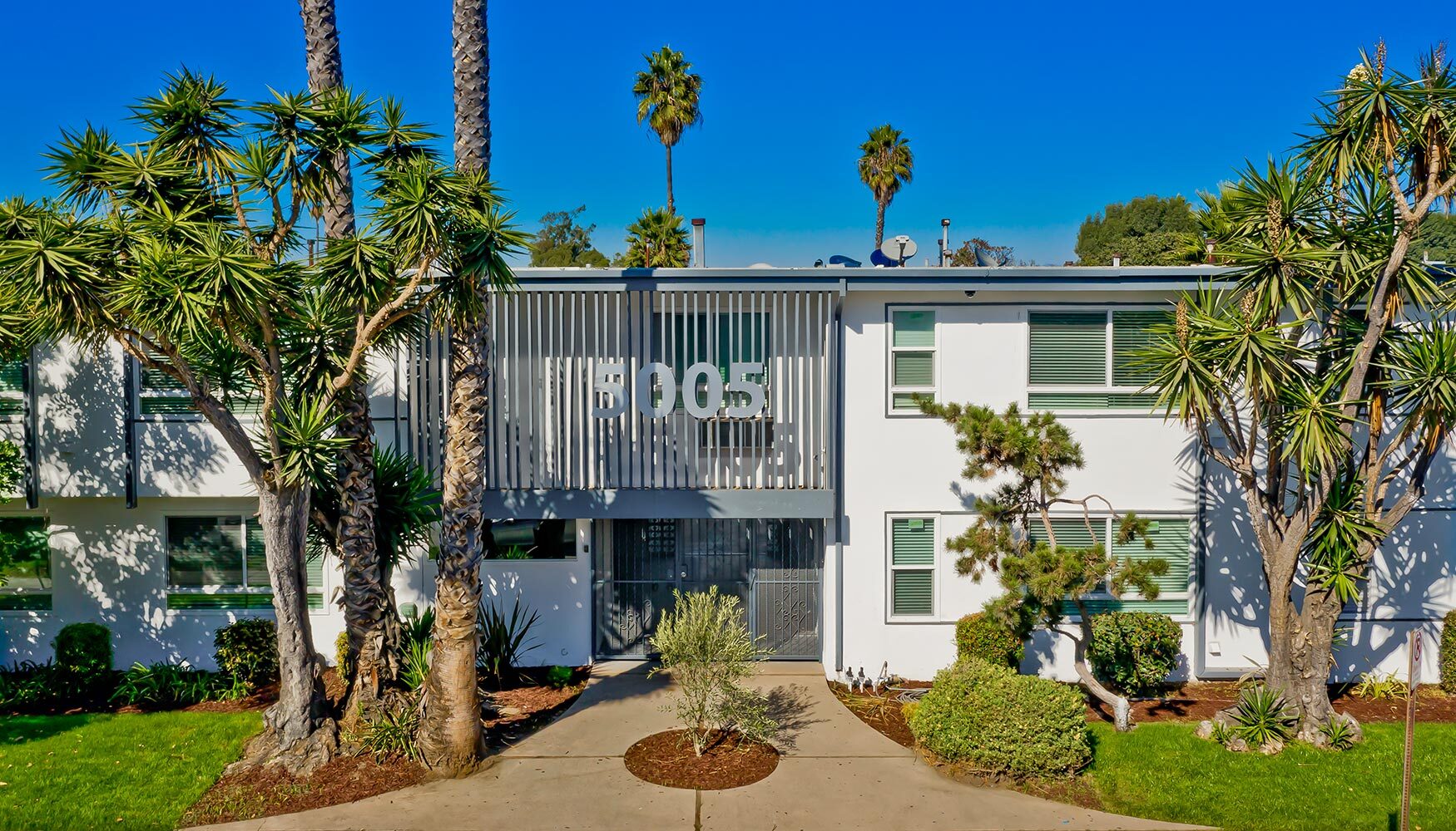 5005 August St, Los Angeles, CA à vendre Photo principale– Image 1 sur 21
