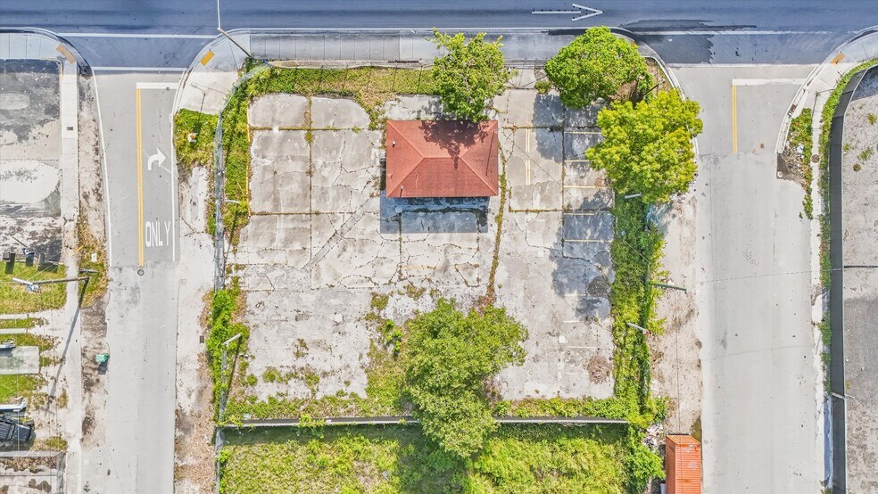 6801 NW 27th Ave, Miami, FL à vendre - Photo principale – Image 1 sur 26