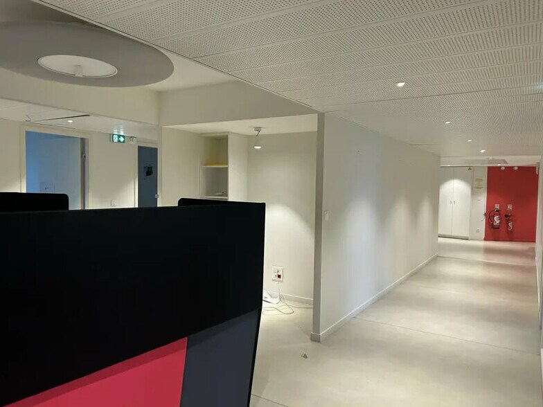 Bureau dans Lyon à vendre - Photo de l’immeuble – Image 3 sur 14