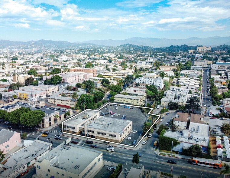 2501 W 3rd St, Los Angeles, CA à vendre - Photo de l’immeuble – Image 1 sur 5