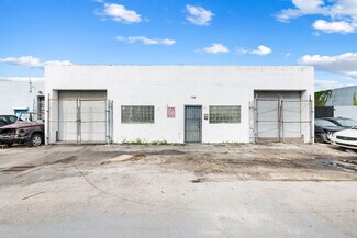 Plus de détails pour 709 NW 8th Ave, Fort Lauderdale, FL - Industriel/Logistique à louer