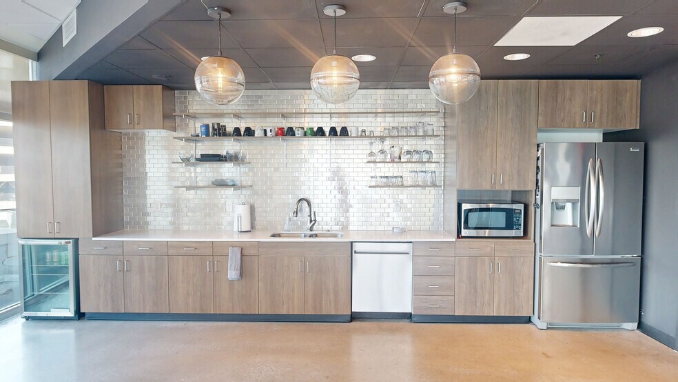 3701 S Pinnacle Hills Pky, Rogers, AR à louer - Photo intérieure – Image 3 sur 32