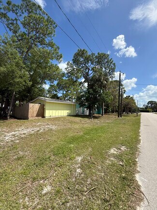 Plus de détails pour 27590 Big Bend Rd, Bonita Springs, FL - Logement à vendre