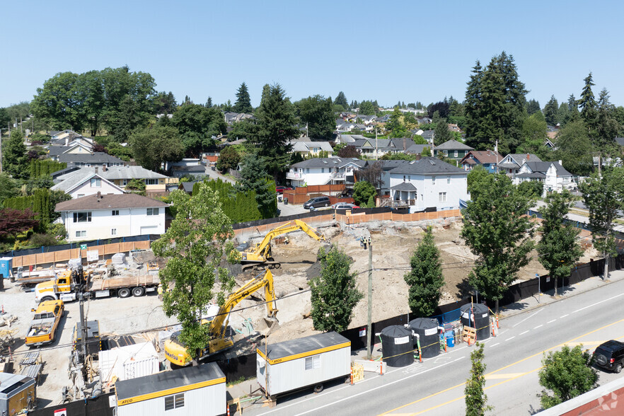 145-201 E Columbia St, New Westminster, BC à louer - Photo de l’immeuble – Image 2 sur 3