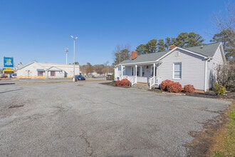 3312 N Main St, Anderson, SC à vendre Photo de l’immeuble– Image 2 sur 44