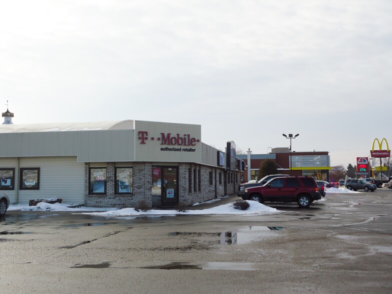 1001 Highway 95 E, Cambridge, MN à louer - Photo de l’immeuble – Image 1 sur 3