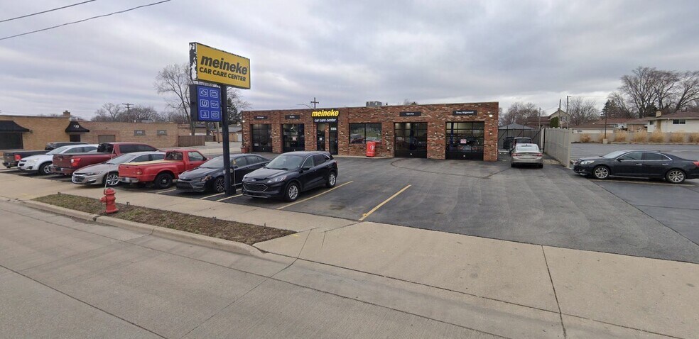 6112 & 6154 W 111th St, Chicago Ridge, IL à vendre - Photo de l’immeuble – Image 2 sur 3