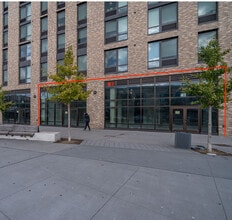 1725 Village Ln, Far Rockaway, NY à louer Photo intérieure– Image 1 sur 3