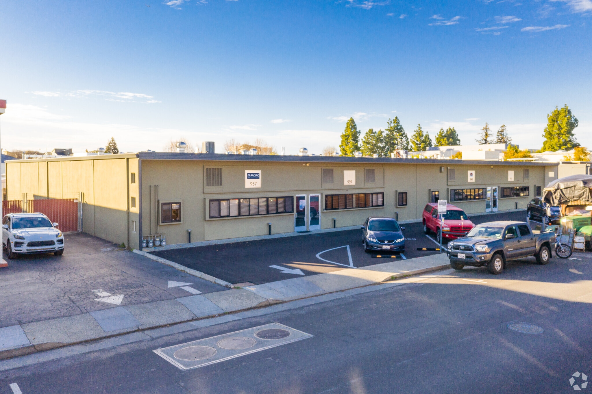 937-945 Industrial Ave, Palo Alto, CA à louer Photo principale– Image 1 sur 6