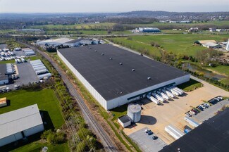 Plus de détails pour 1700 Cloister Dr, Lancaster, PA - Industriel/Logistique à louer