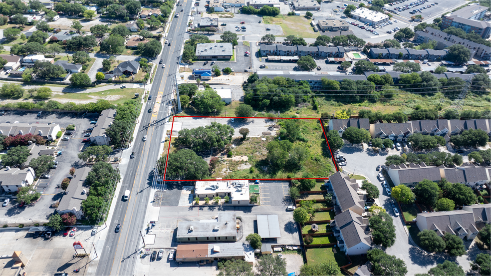 9030 Wurzbach Rd, San Antonio, TX à vendre - Photo de l’immeuble – Image 3 sur 6