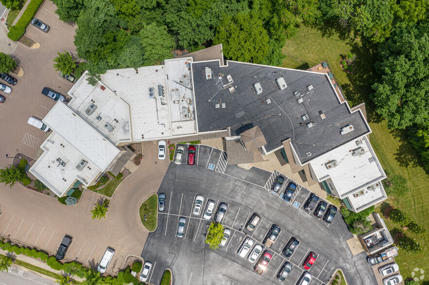 3310 Aspen Grove Dr, Franklin, TN à louer - Photo de l’immeuble – Image 3 sur 4