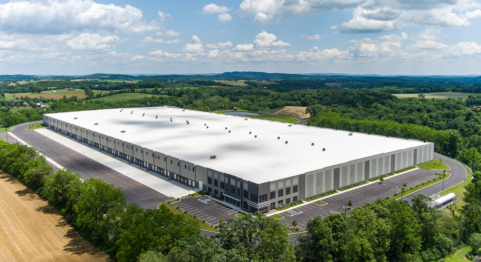 8032 Route 183, Bernville, PA à louer - Photo de l’immeuble – Image 3 sur 5