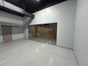 6557 Garden Rd, Riviera Beach, FL à louer Photo intérieure– Image 2 sur 4