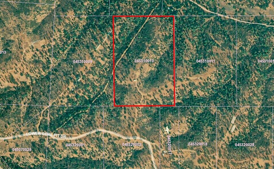 12748 Gas Point Rd, Igo, CA à vendre - Photo de l’immeuble – Image 2 sur 6