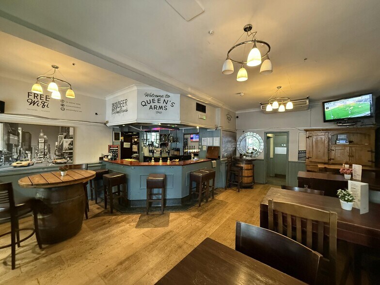 1 Kilburn High Rd, Londres à vendre - Photo de l’immeuble – Image 3 sur 13