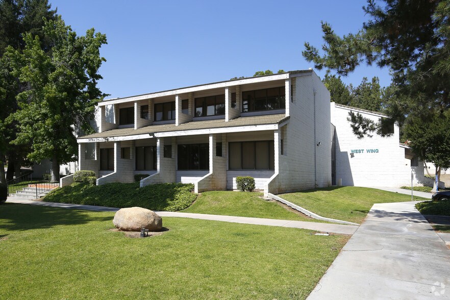 5750 Division St, Riverside, CA à louer - Photo principale – Image 1 sur 12