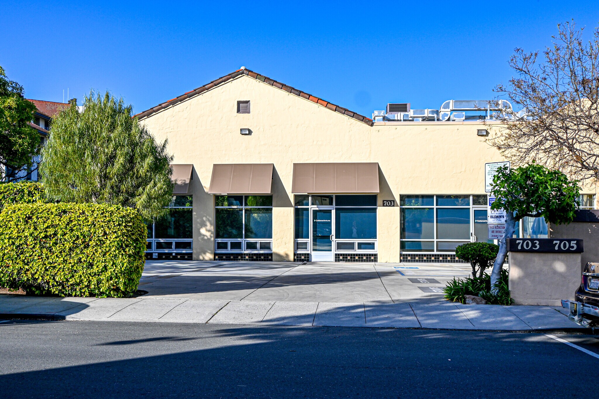 703-709 High St, Palo Alto, CA à louer Photo principale– Image 1 sur 21