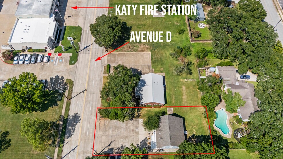 1324 Avenue D, Katy, TX à vendre - Photo de l’immeuble – Image 2 sur 18