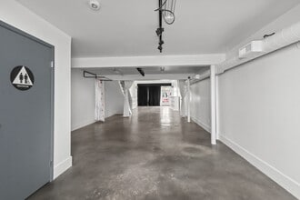 1050-1058 S Fairfax Ave, Los Angeles, CA à louer Photo intérieure– Image 2 sur 25