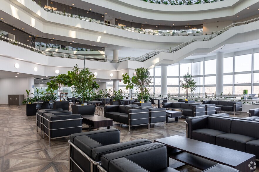 800 Westchester Ave, Rye Brook, NY à louer - Photo intérieure – Image 3 sur 35