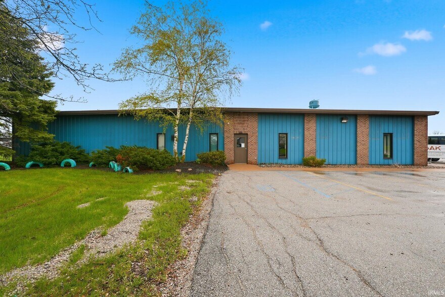 149 Green Dr, Avilla, IN à vendre - Photo de l’immeuble – Image 2 sur 10