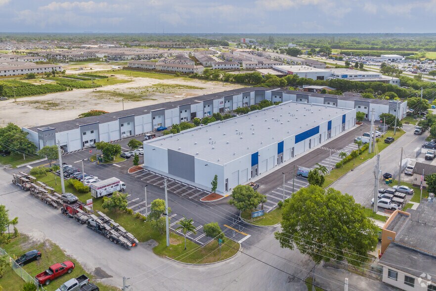 23701 SW 132nd Ave, Homestead, FL à louer - Aérien – Image 2 sur 17