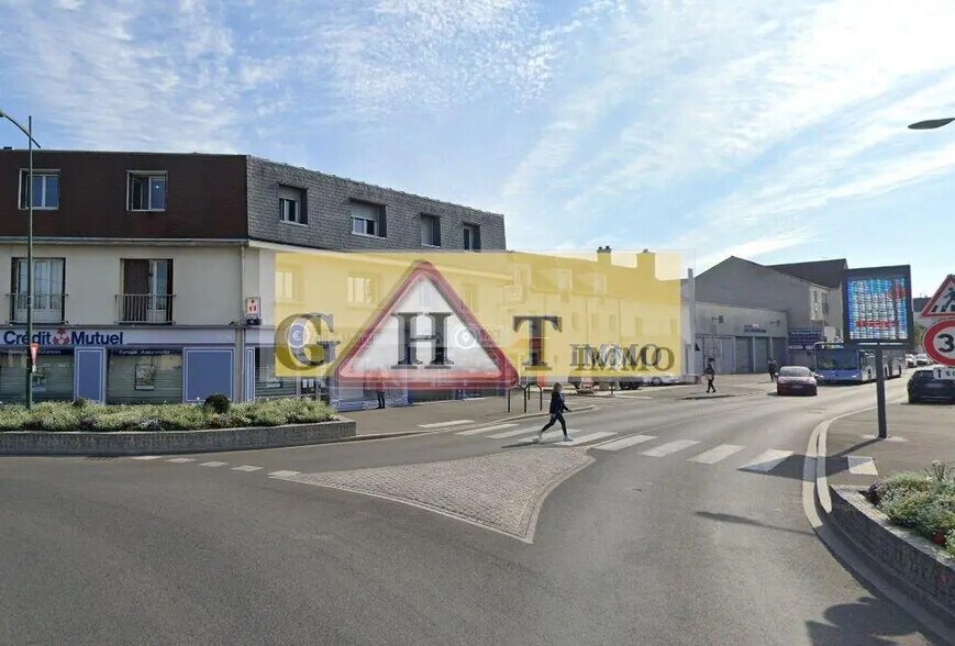 Local commercial dans Ozoir-la-Ferrière à vendre - Photo de l’immeuble – Image 1 sur 1