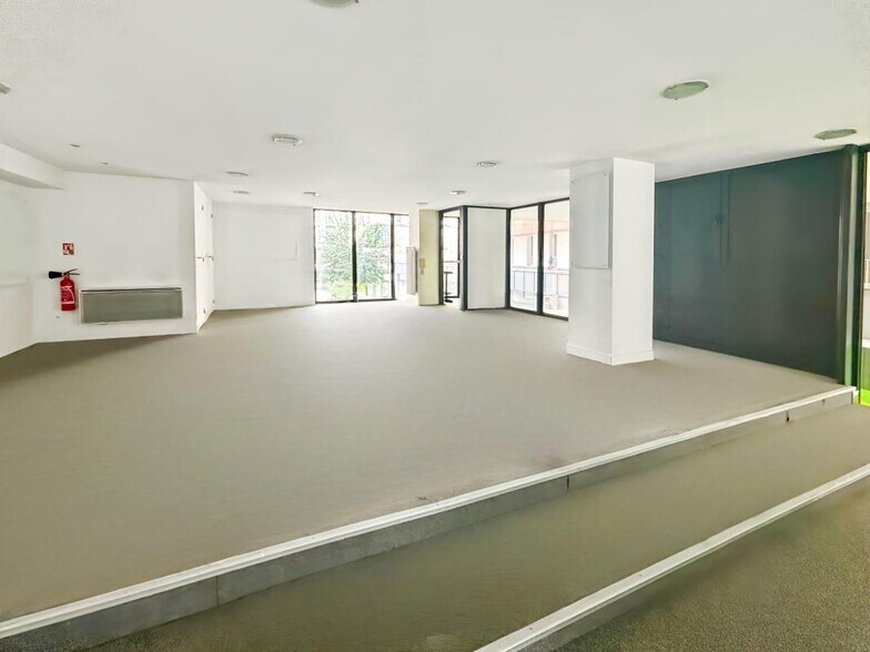 Bureau dans Paris à vendre - Photo de l’immeuble – Image 3 sur 9