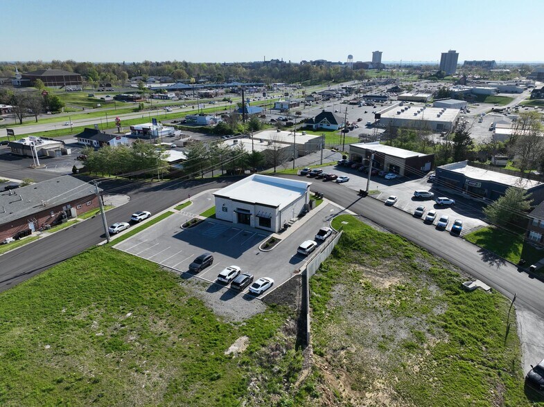 316 Spangler Dr, Richmond, KY à vendre - Photo de l’immeuble – Image 1 sur 4