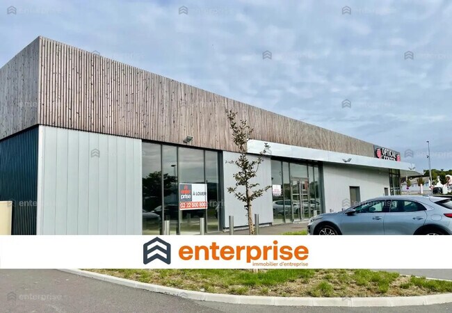 Plus de détails pour Local commercial à louer