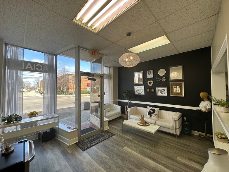 22048 Lake Shore Blvd, Euclid, OH à louer - Photo de l’immeuble – Image 2 sur 5