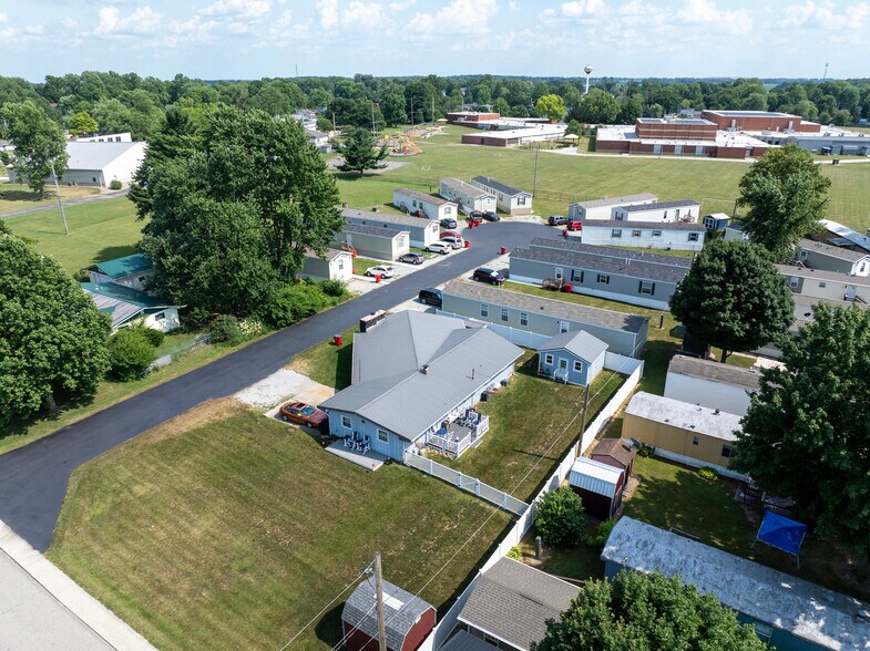 205 W Marshall St, Argos, IN à vendre - Photo de l’immeuble – Image 2 sur 23