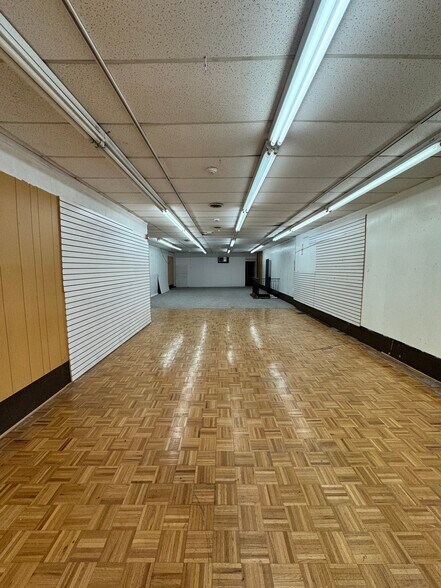 4517 Bergenline Ave, Union City, NJ à louer - Photo intérieure – Image 3 sur 9