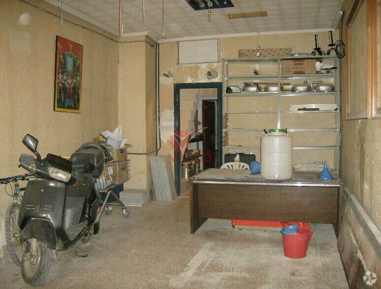 Local commercial dans Cuenca, Cuenca à louer - Photo intérieure – Image 1 sur 1