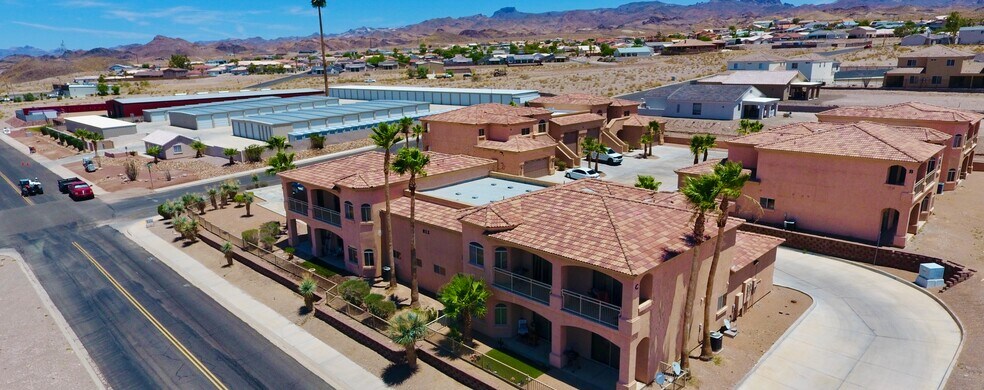 812 Landon Dr, Bullhead City, AZ à vendre - Photo de l’immeuble – Image 2 sur 11