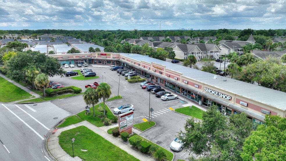 1555 N Semoran Blvd, Winter Park, FL à louer - Photo de l’immeuble – Image 2 sur 15
