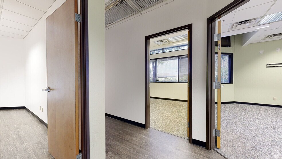 4015 S McClintock Dr, Tempe, AZ à louer - Numérisation 3D Matterport – Image 2 sur 24