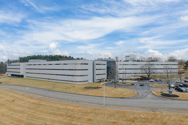 Plus de détails pour 1 Research Dr, Westborough, MA - Bureau à louer