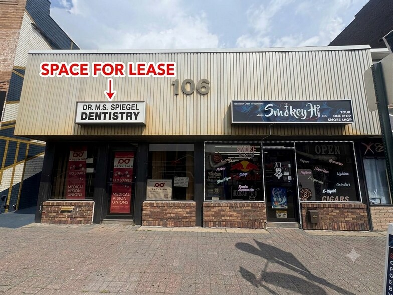 100 Main St, Woodbridge, NJ à louer - Photo de l’immeuble – Image 1 sur 9